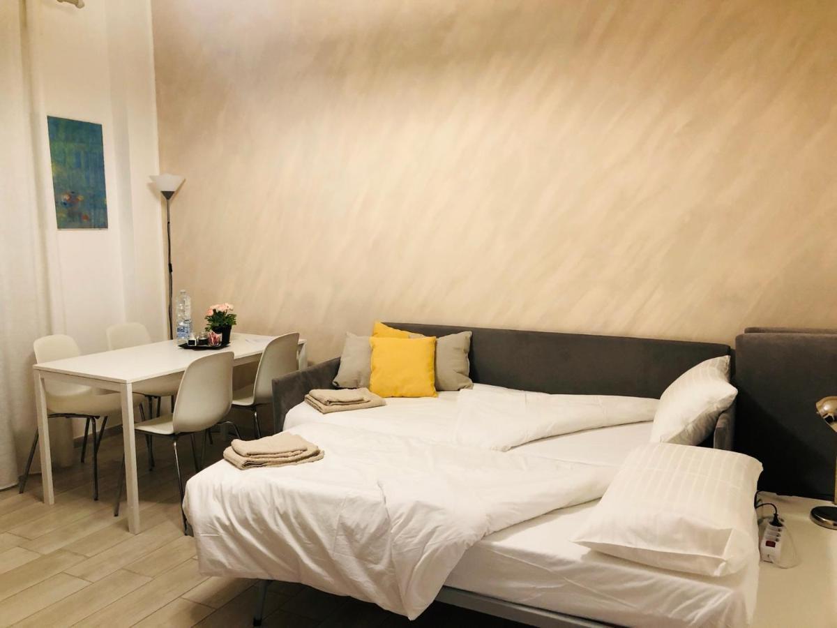 Lovely 2 Room Apartment With Small Garden Mailand Exterior foto