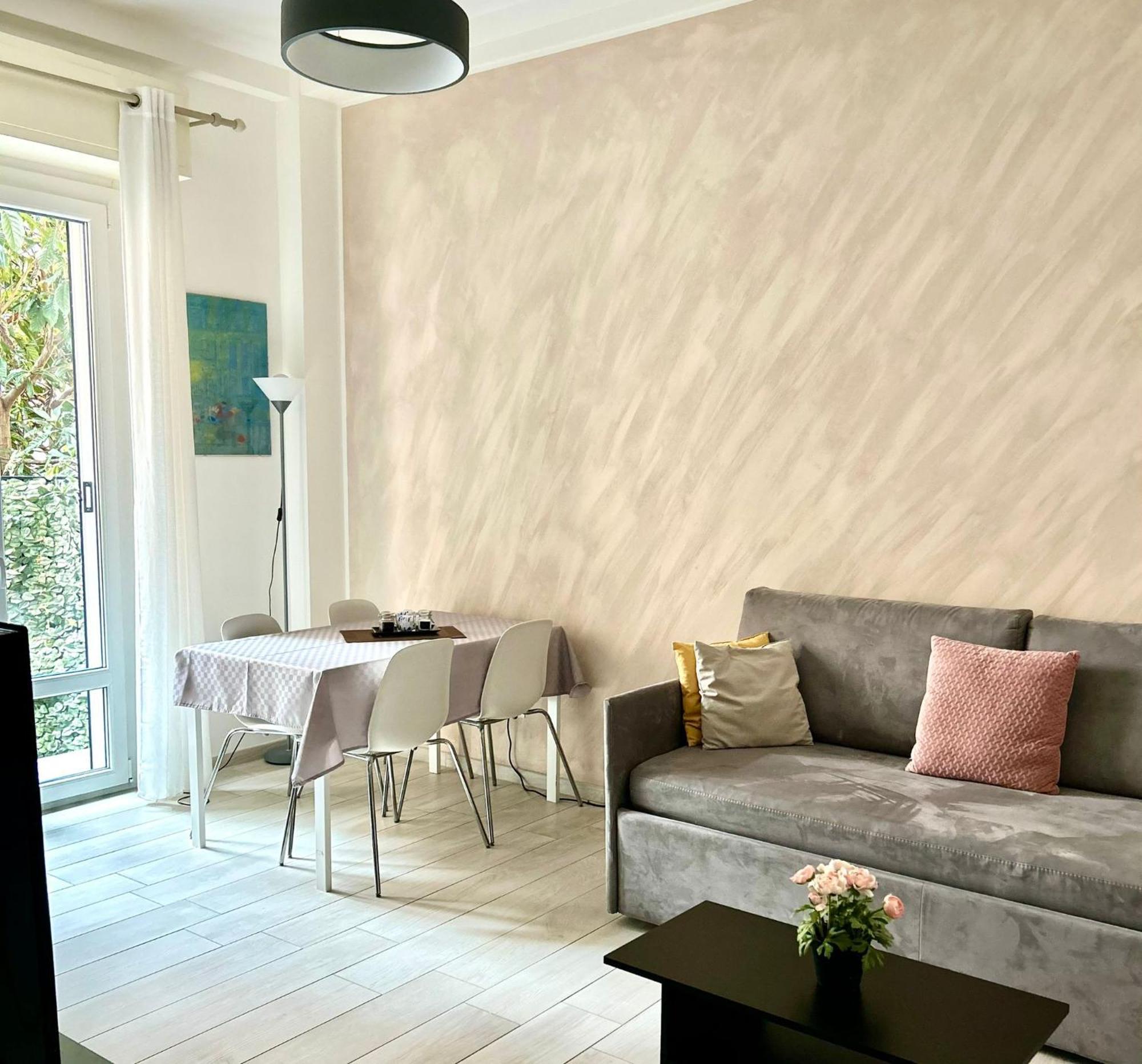 Lovely 2 Room Apartment With Small Garden Mailand Exterior foto