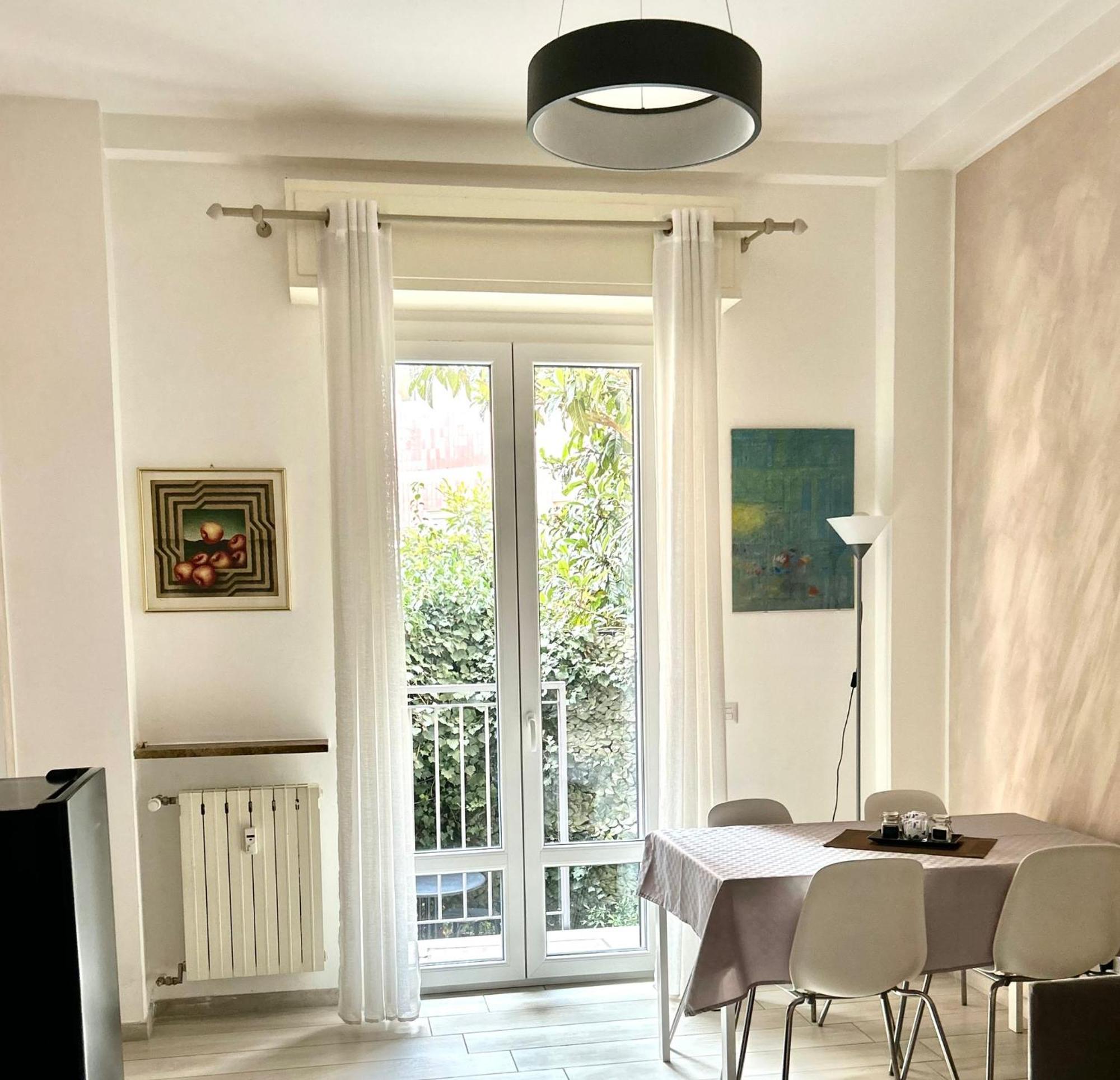 Lovely 2 Room Apartment With Small Garden Mailand Exterior foto